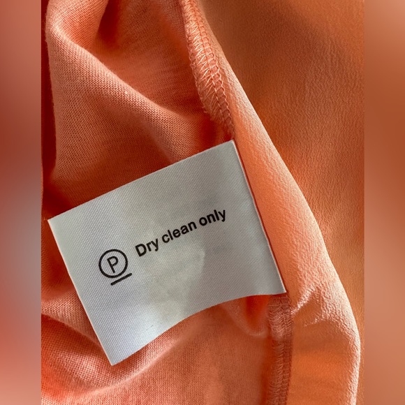 Laura Ashley 100% silk front top - Picture 5 of 6